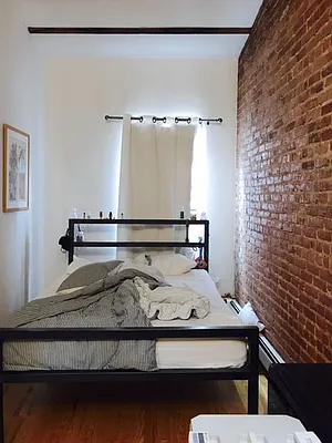 Rented by Veracity NYC LLC | media 25