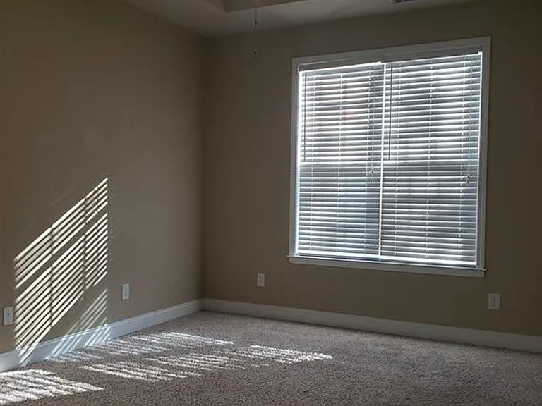 426 Stillwood Dr — Photo 12