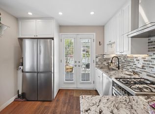 219 E 38th Ave, Vancouver, BC V5W 1H3