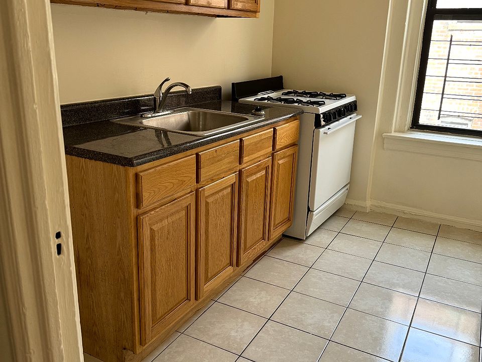 1st image of 2900 Briggs Ave APT 5