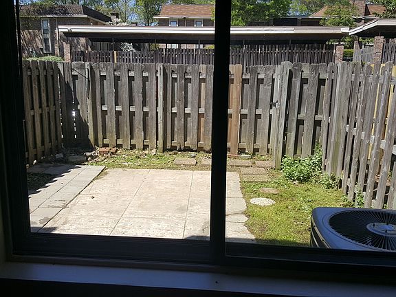 3rd image of 1875 Poplar Woods Cir E