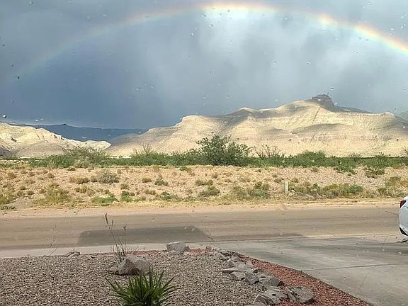 4th image of 2309 Saguaro Loop
