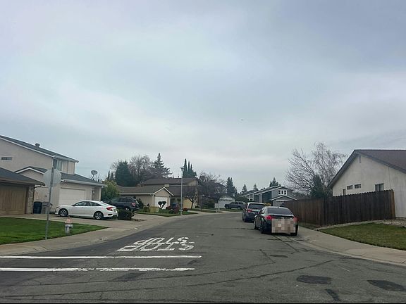 5th image of 957 Trestle Glen Way