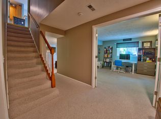 9745 Logan Ln, Fishers, IN 46037