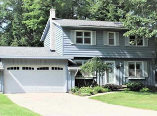 4252 Quaker Hill Dr, Fort Gratiot, MI 48059
