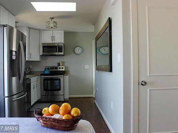 4th image of 4990 Linganore View Dr