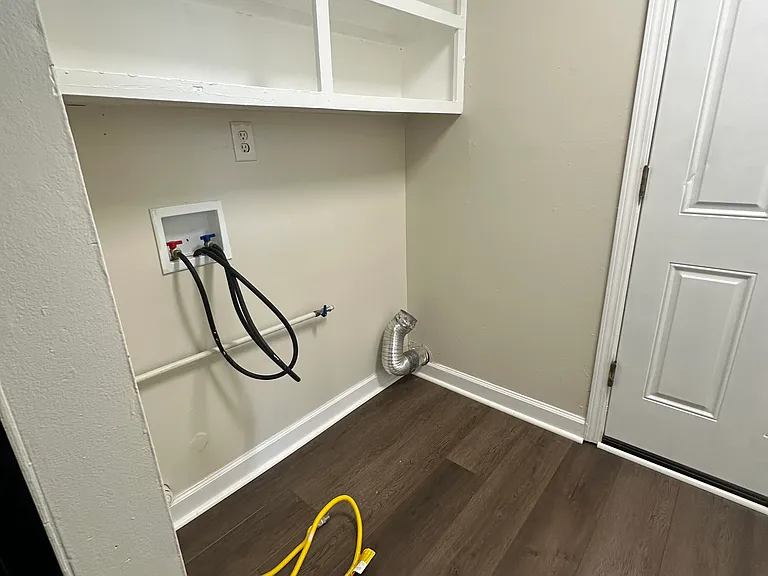 2705 Peachcrest St — Photo 11