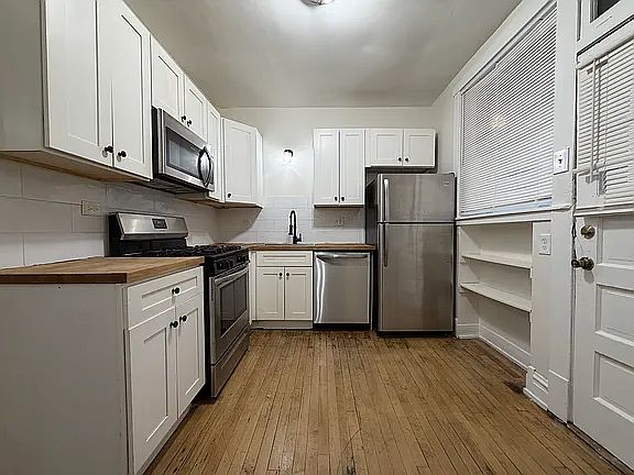 2nd image of 3754 W Huron St #1