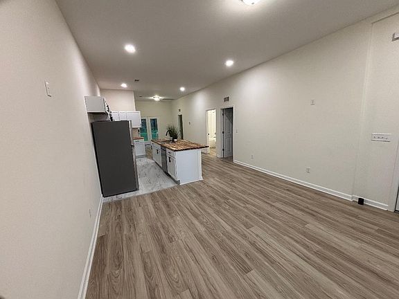 4th image of 1249 S 7th St