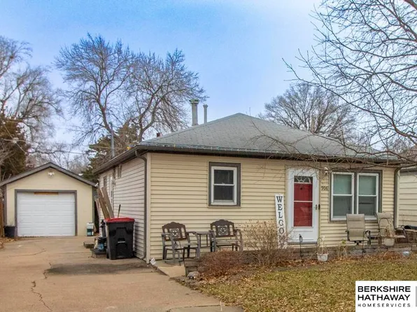 906 Knox St, Lincoln, NE 68521