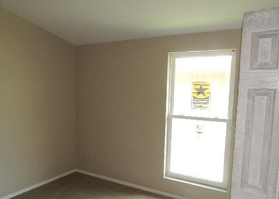 3rd image of 2308 Memphis Dr