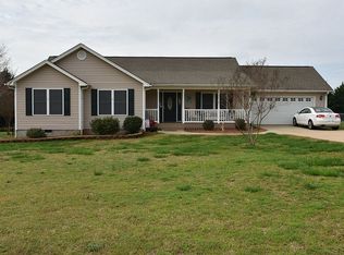 118 Terrace Meadows Dr, Seneca, SC 29672