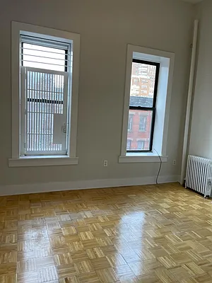 Rented by Manhattan Flats | media 6