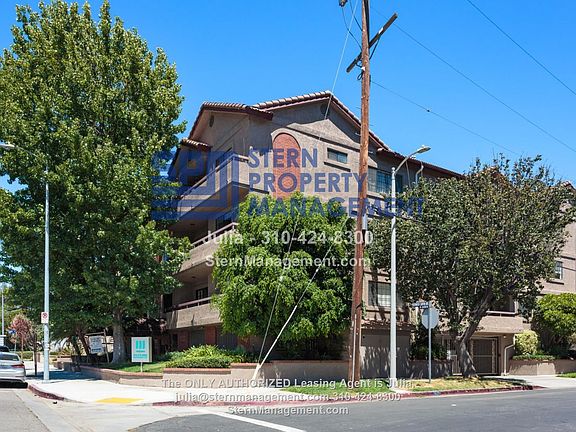 2nd image of 4454 Coldwater Canyon Ave APT 302
