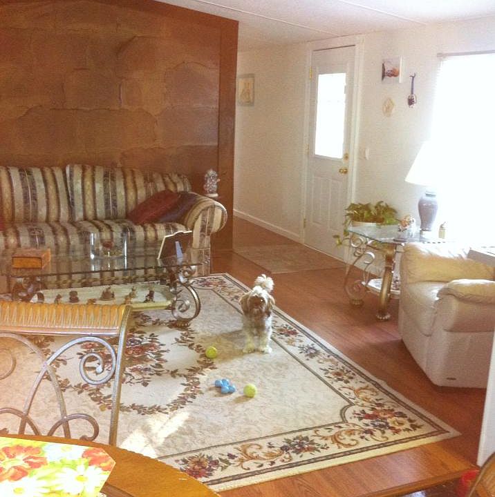 1st image of 1138 Questor St
