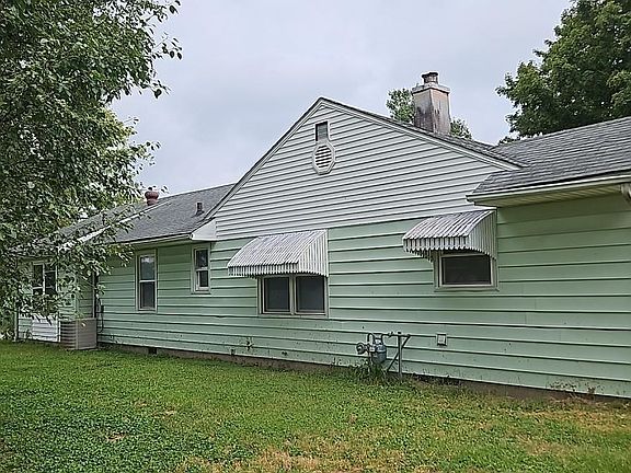 5th image of 150 McKinley Ave