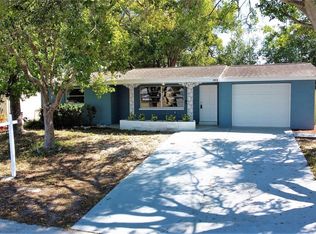 6018 Maplewood Dr, New Port Richey, FL 34653