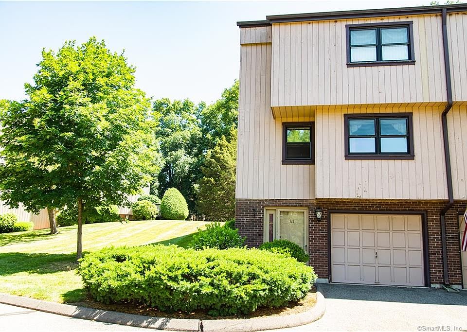 1st image of 111 Mattabasset Dr Unit 111