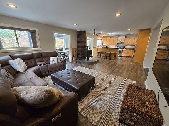 3rd image of 2001 Birch Trail Road