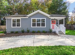 628 Seldon Dr, Charlotte, NC 28216