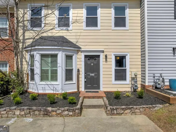 513 Salem Woods Dr SE, Marietta, GA 30067
