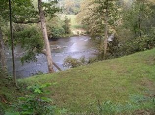 1345 Lambert Dr, Hiddenite, NC 28636