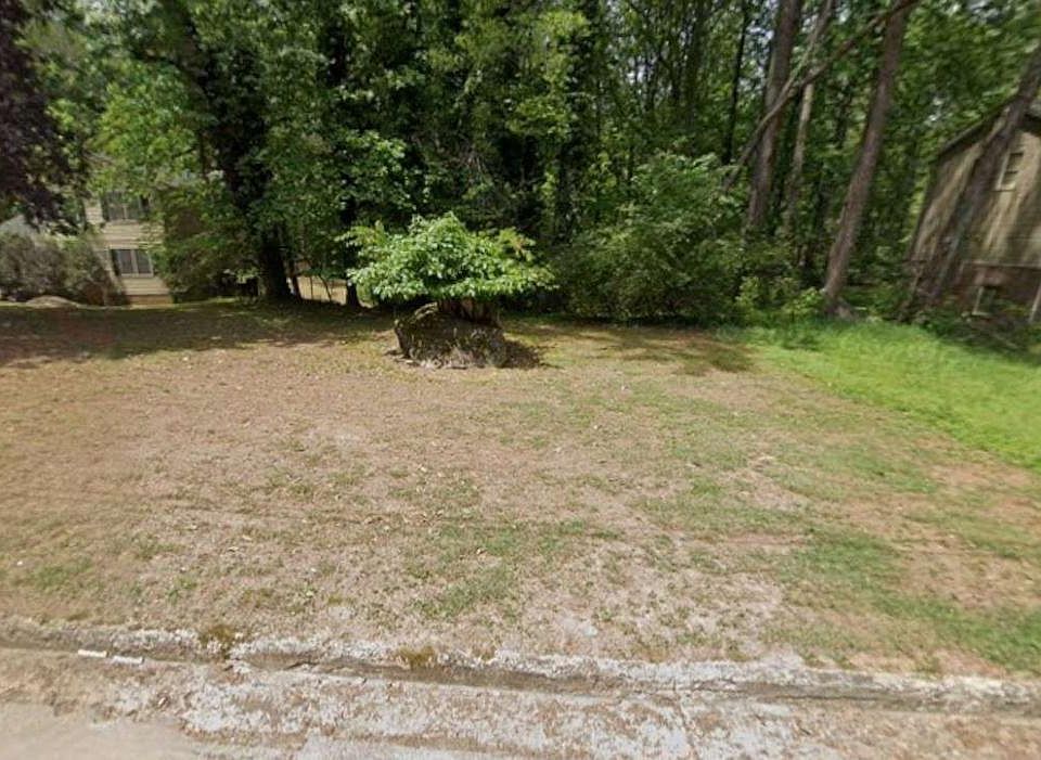 1st image of 417 Arbor Ridge Dr