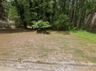 417 Arbor Ridge Dr, Stone Mountain, GA 30087