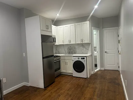 Rented by Premier One Realty LLC | media 1