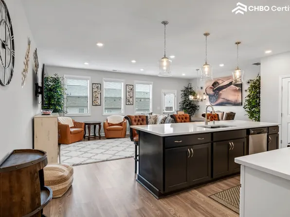 2952 Edgemont Ln SW, Marietta, GA 30008