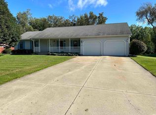 51366 Righter Ln, South Bend, IN 46628