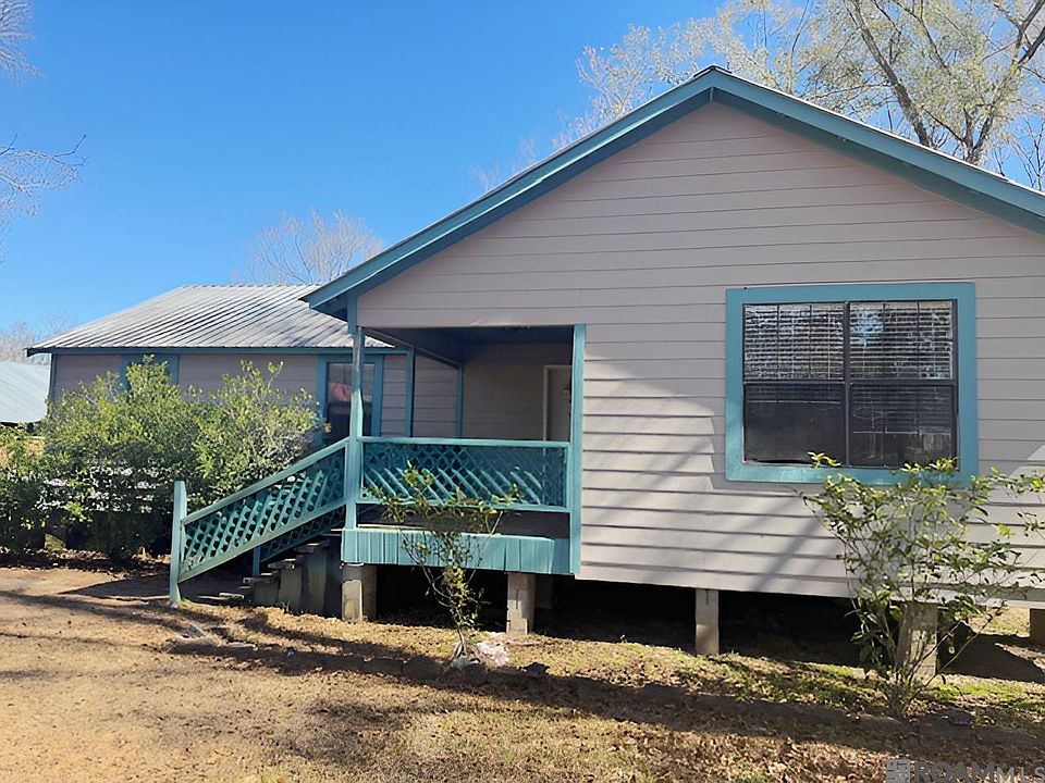 1st image of 18718 Ducros Rd