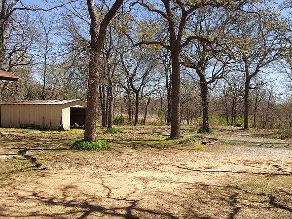 3rd image of 18105 Stewart Dr