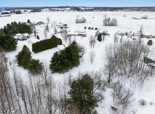 846 Shamrock Ln, Traverse City, MI 49696