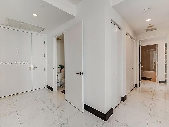 5th image of 901 Brickell Key Blvd APT 2303