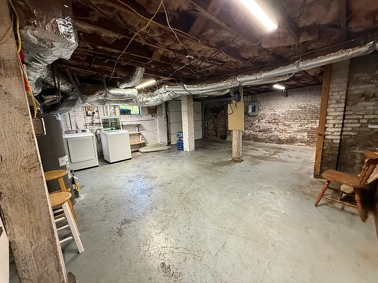 Peyton Pl — Photo 12