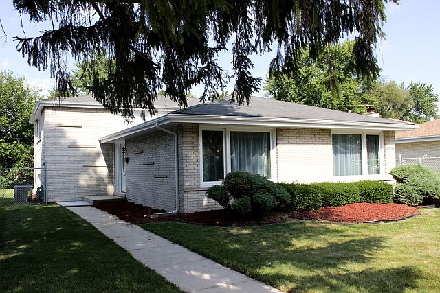 1st image of 10214 S Kolin Ave