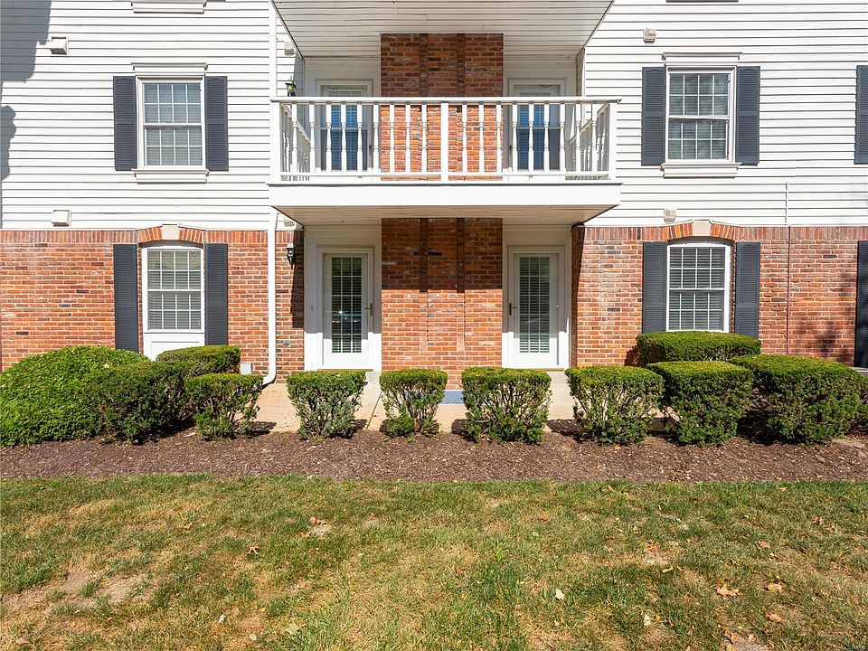 2323 Manor Grove Dr Chesterfield MO Zillow