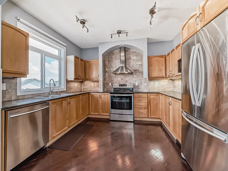 409 W Lakeview Dr — Photo 7