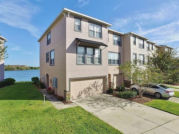 2nd image of 2511 Lexington Oak Dr