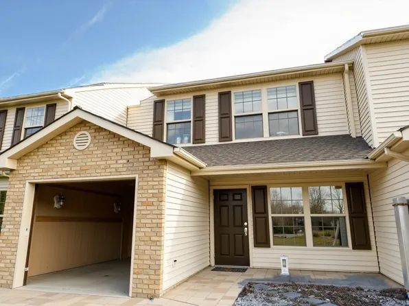 15 Parker Spring Ave, Carlisle, PA 17013