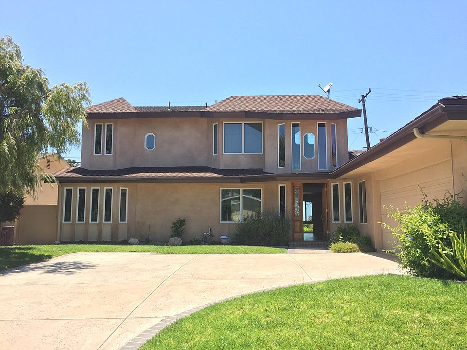 1st image of 28619 Golden Meadow Dr