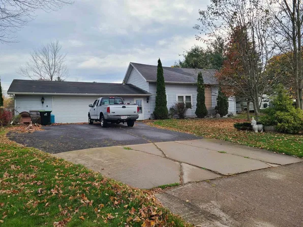 15 HURON STREET, Neillsville, WI 54456