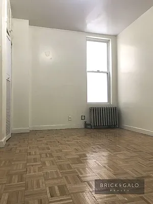 Rented by BRICK & GALO REALTY CORP | media 4