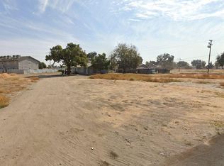 1 Ambrose St, Armona, CA 93202