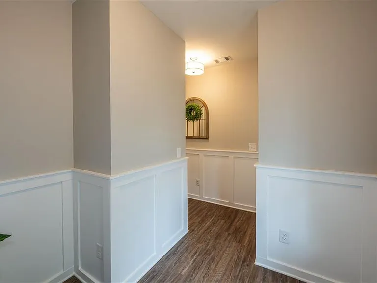 819 Ash St — Photo 14