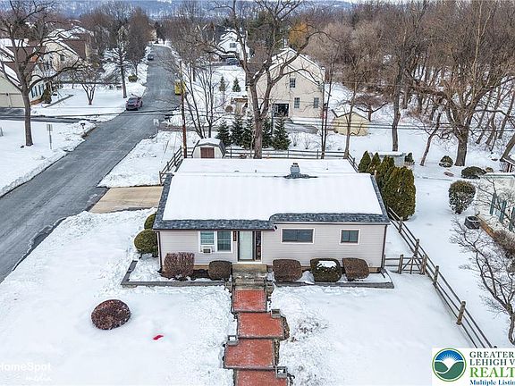 5th image of 3701 N Saucon Ave