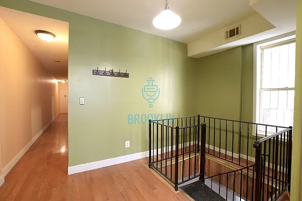 Rented by null | media 15