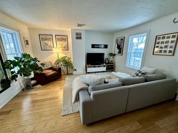 305 Nelson Ave #2, Saratoga Springs, NY 12866