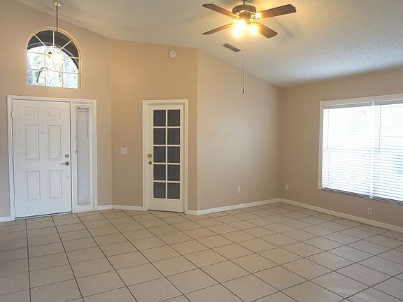 4th image of 2609 Newbolt Dr